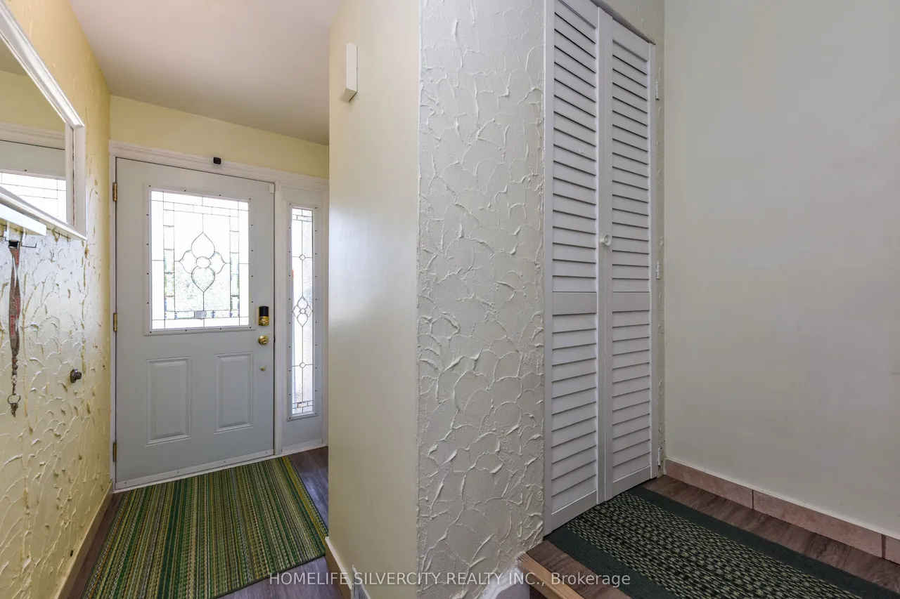7255 Dooley Drive — photo 3