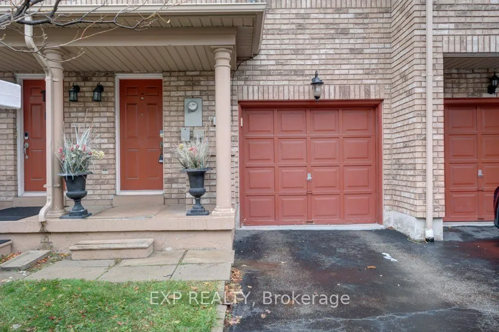 7035 Rexwood Road — photo 2