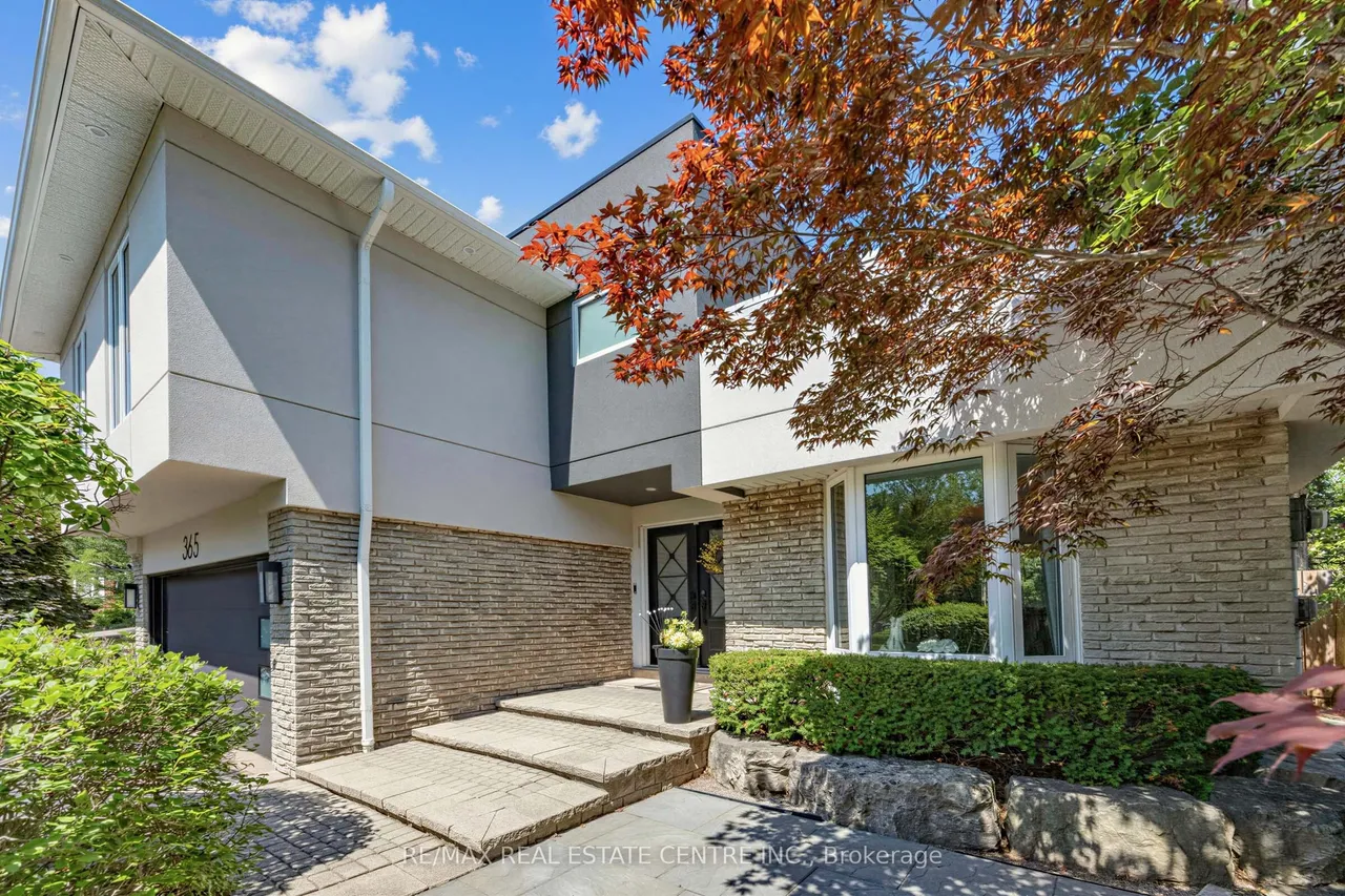 365 Lynn Place — photo 2