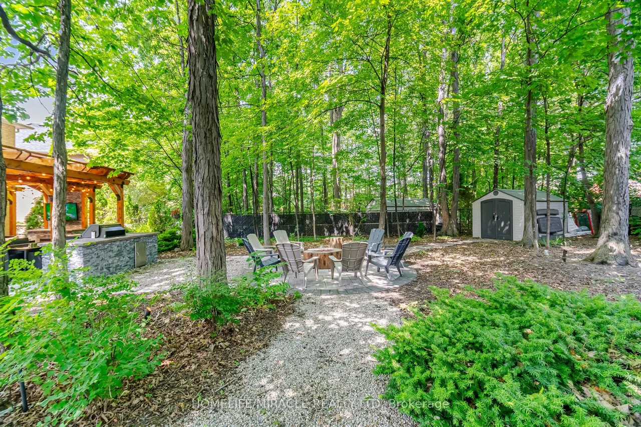 6089 Carradine Court — photo 32