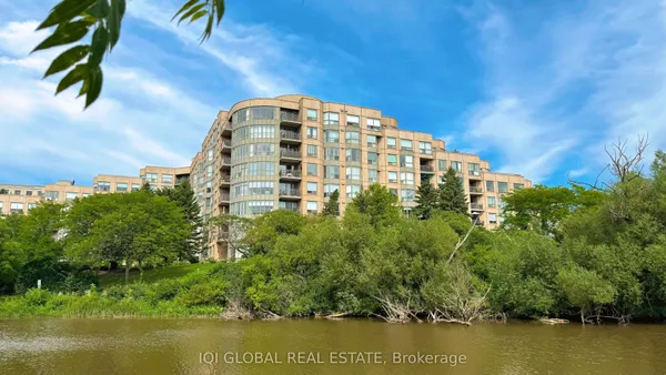 2511 Lakeshore Road W