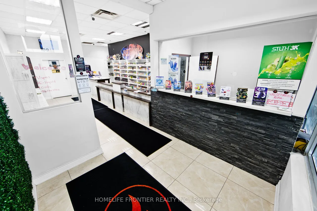 19 Woodbine Downs Boulevard, Unit 109 — photo 3
