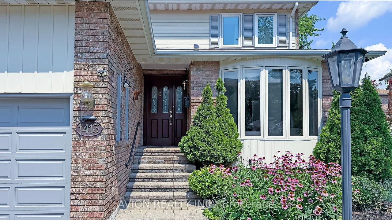 1413 Harmsworth Square — photo 3