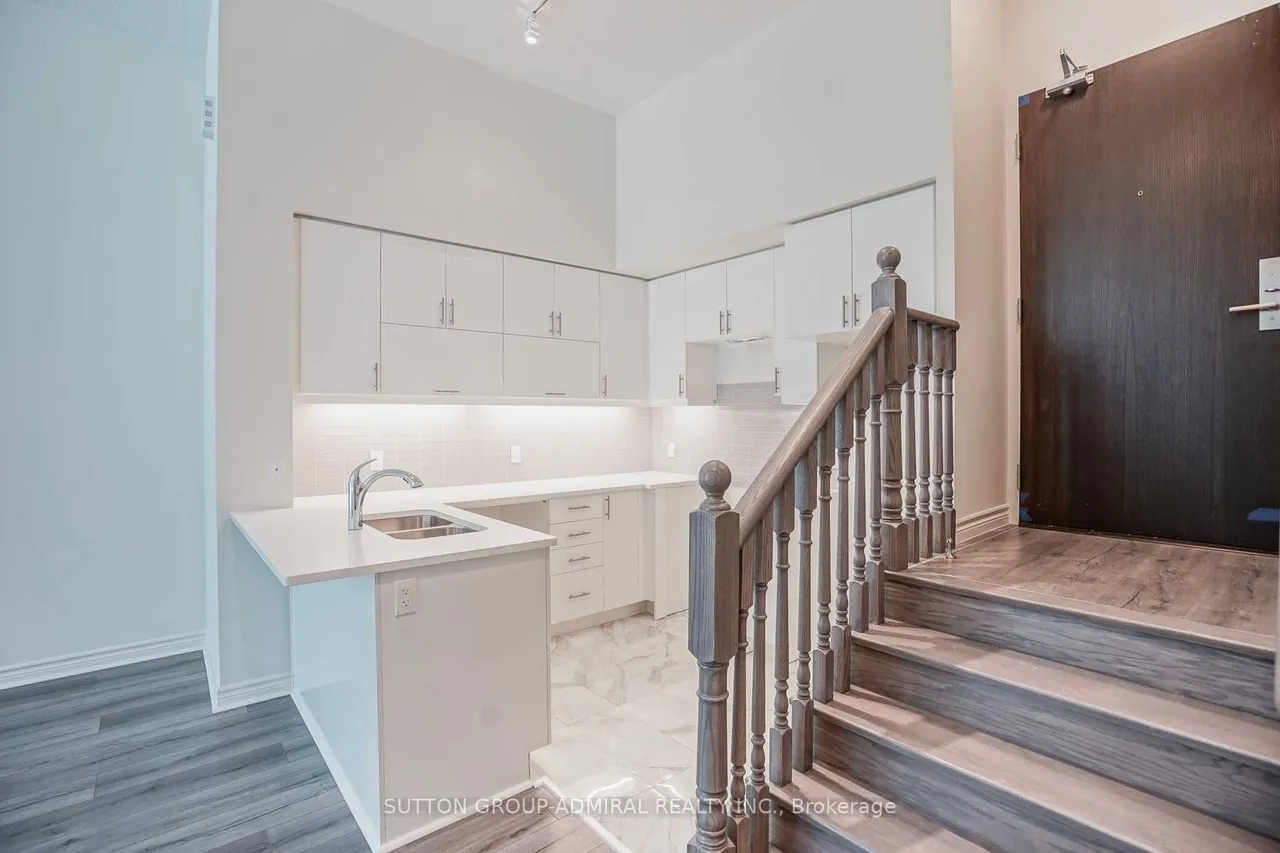 39 Annie Craig Drive — photo 2