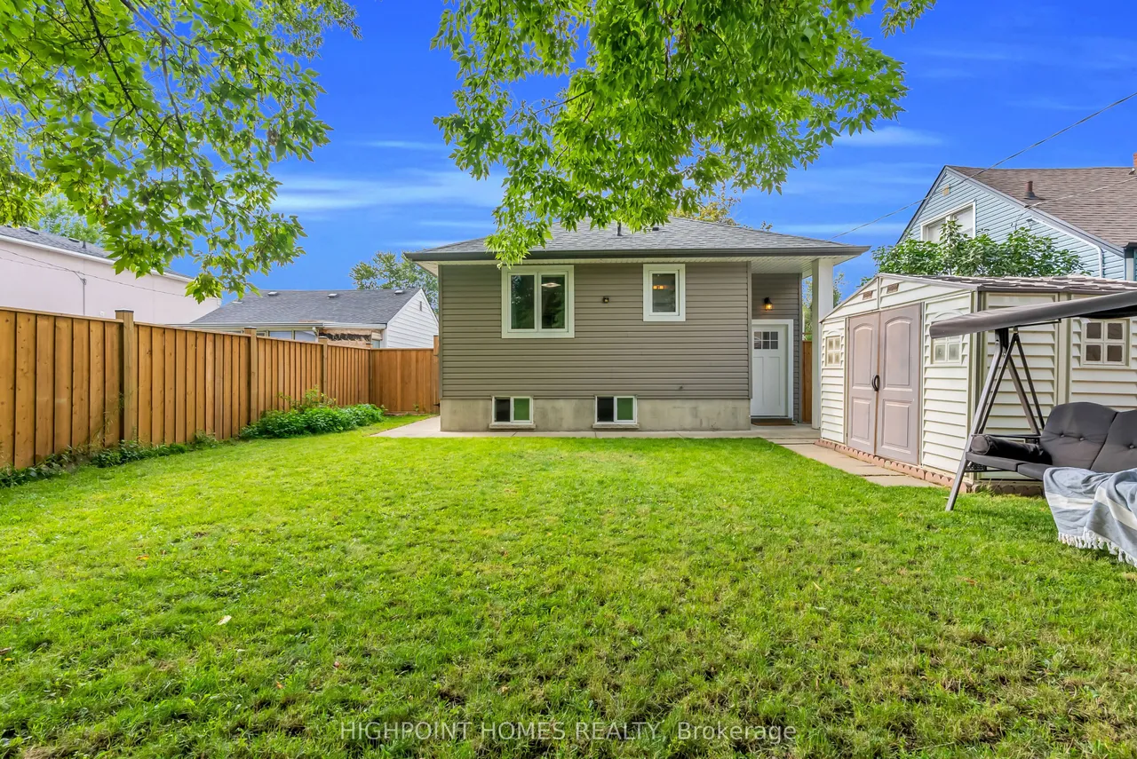 3052 Victory Crescent — photo 38