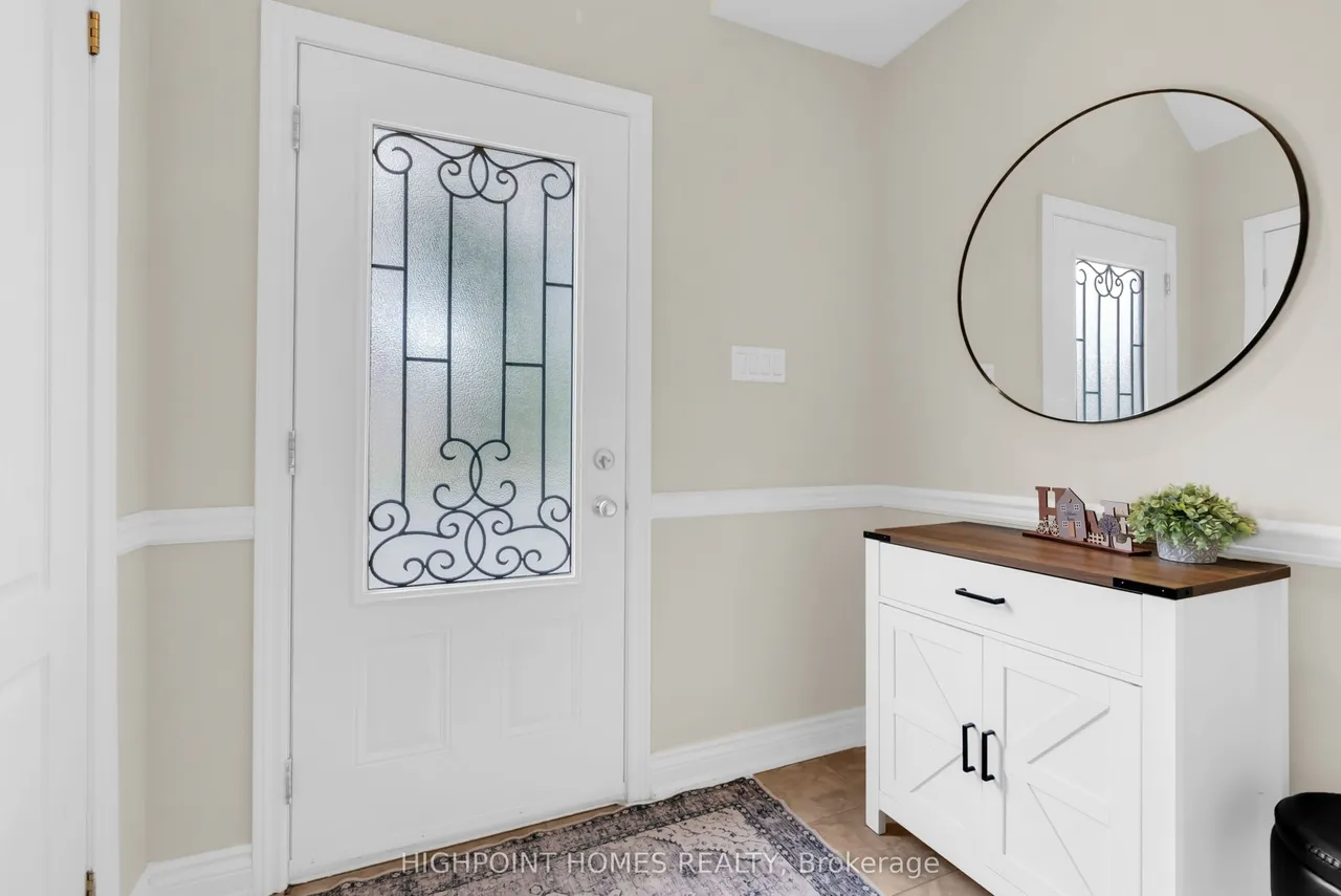 3052 Victory Crescent — photo 3