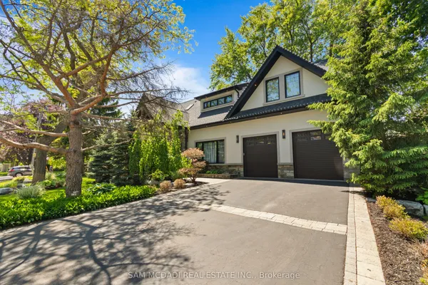 1031 Welwyn Drive — photo 2