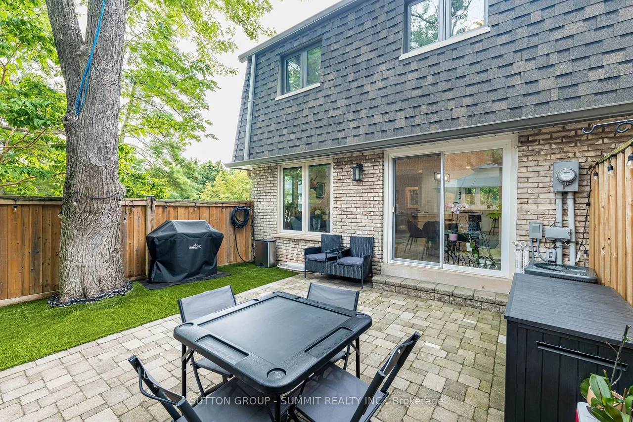 1270 Gainsborough Drive — photo 49