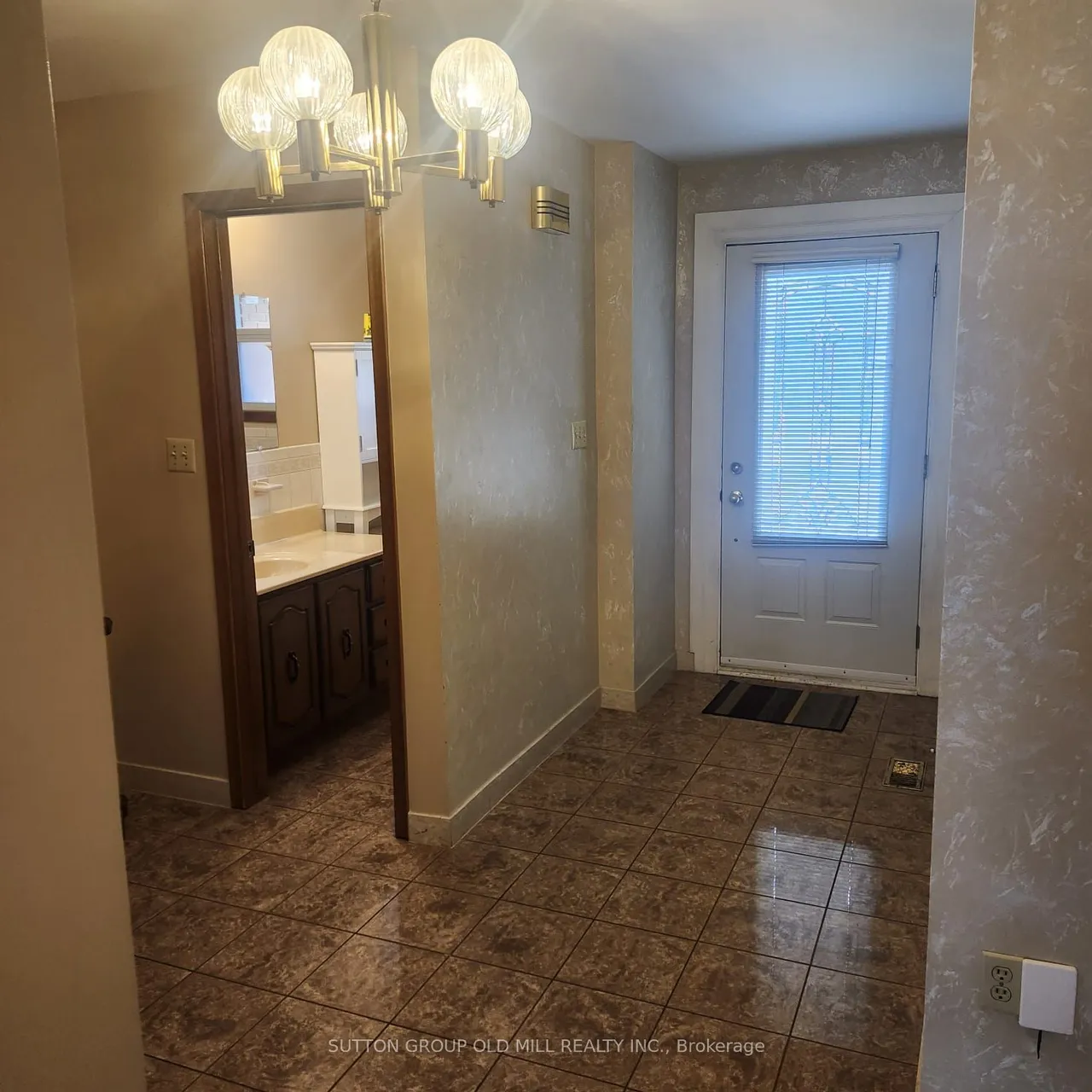 194 Beta Street — photo 3