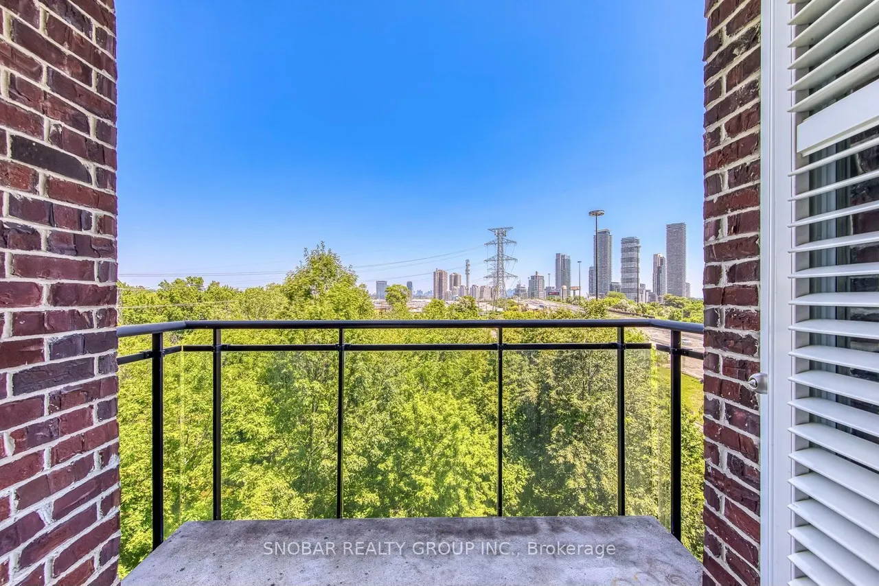 245 Dalesford Road SE — photo 22