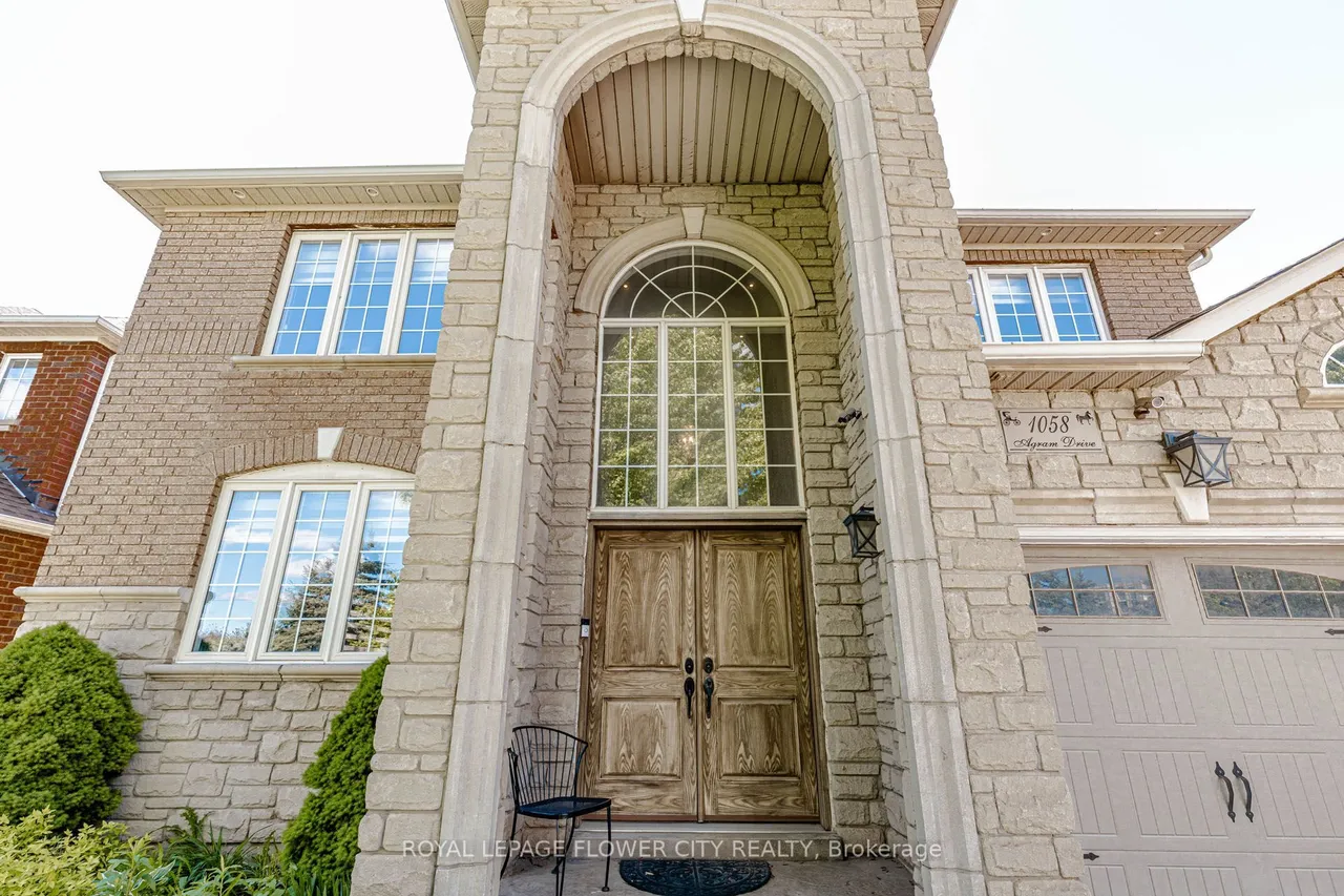 1058 Agram Drive — photo 3