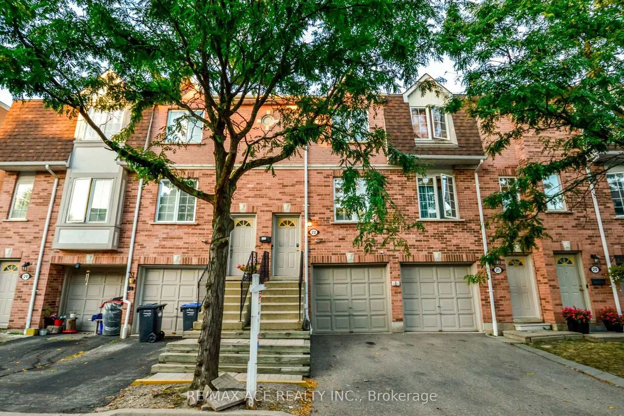 1525 South Parade Court
