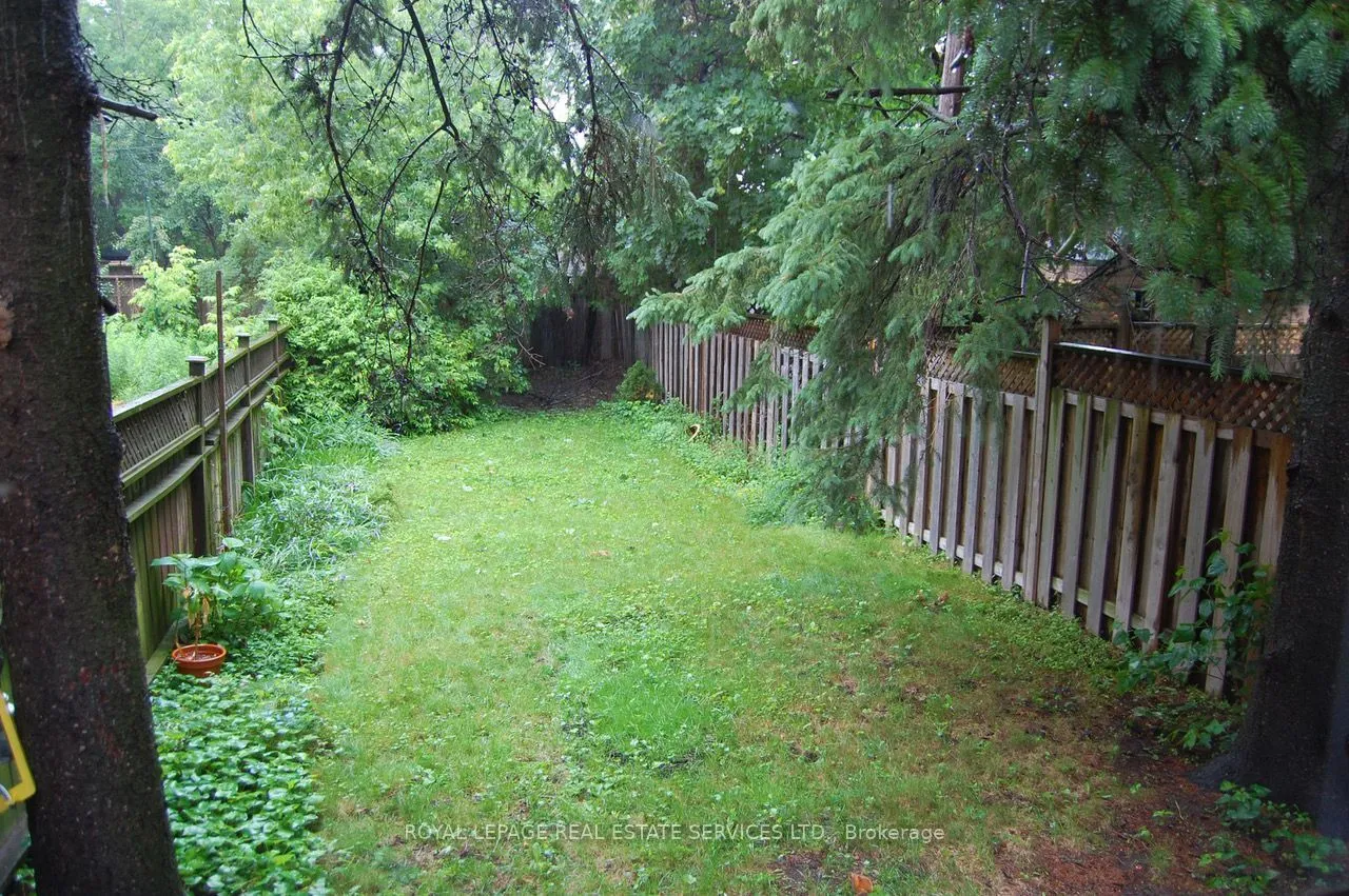 2 Saint Marks Road — photo 10