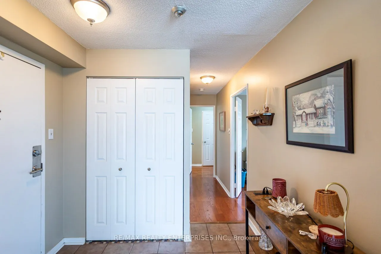 1111 Bough Beeches Boulevard — photo 3