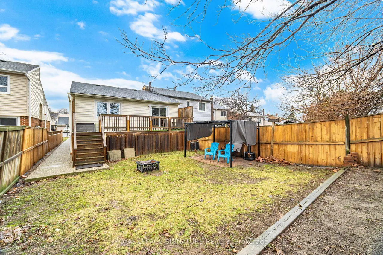 2498 Mainroyal Street S — photo 50
