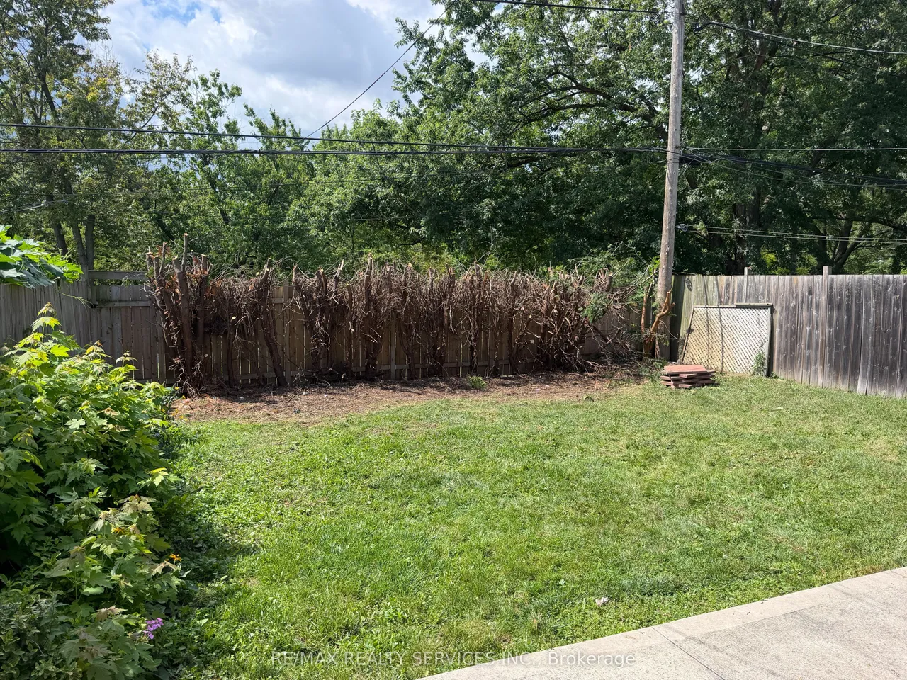 79 Cloverdale Drive — photo 6
