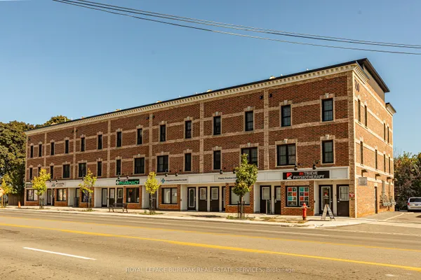 760 Lakeshore Road E