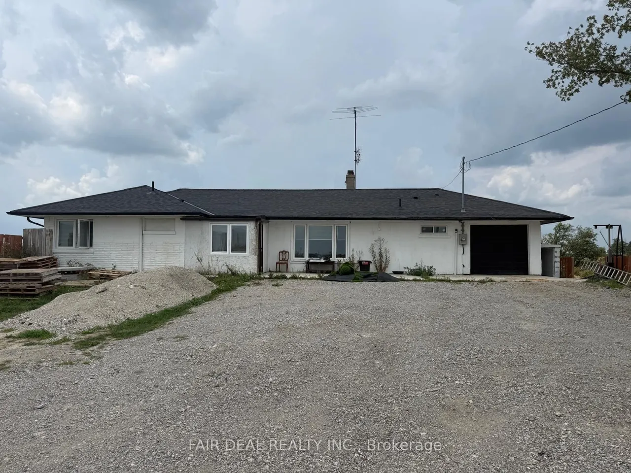 5444 Countryside Drive — photo 2