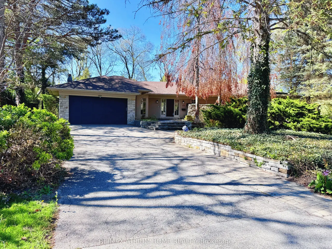 223 Trelawn Avenue