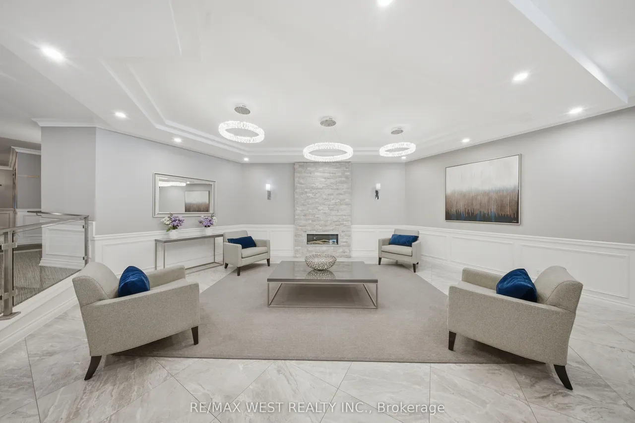 1300 Bloor Street — photo 2