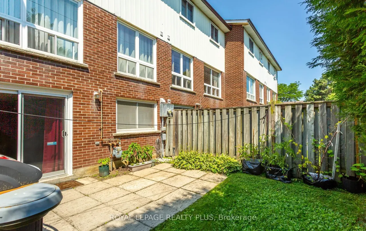2380 Bromsgrove Road — photo 40