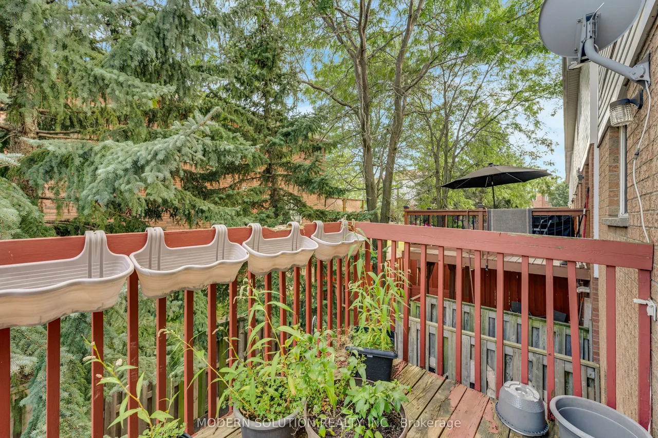 1480 Britannia Road W — photo 36