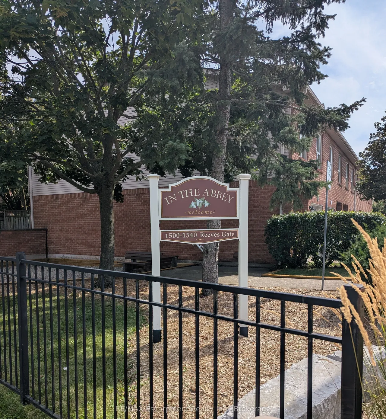 1500 Reeves Gate — photo 21