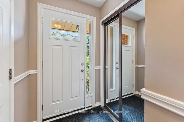 1500 Reeves Gate — photo 2