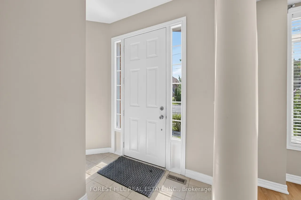 3549 Eglinton Avenue W — photo 3