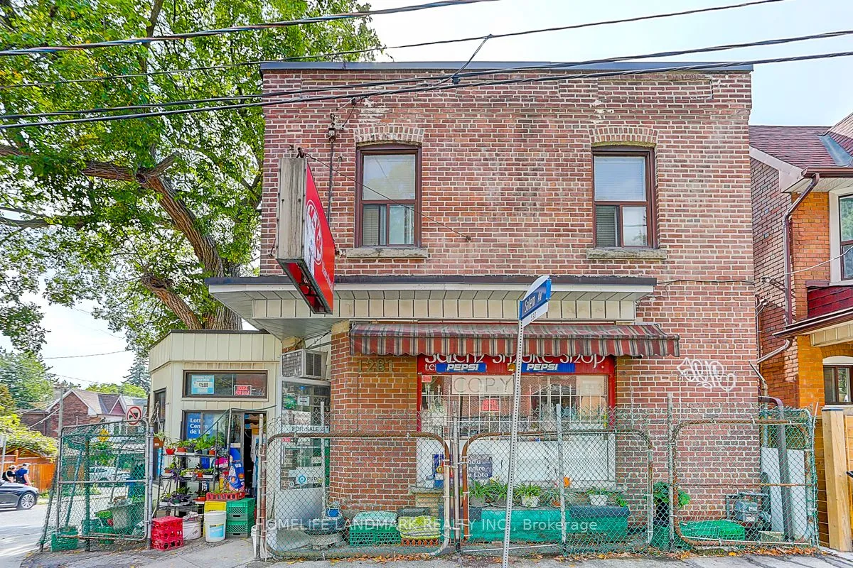 1281 Davenport Road — photo 2
