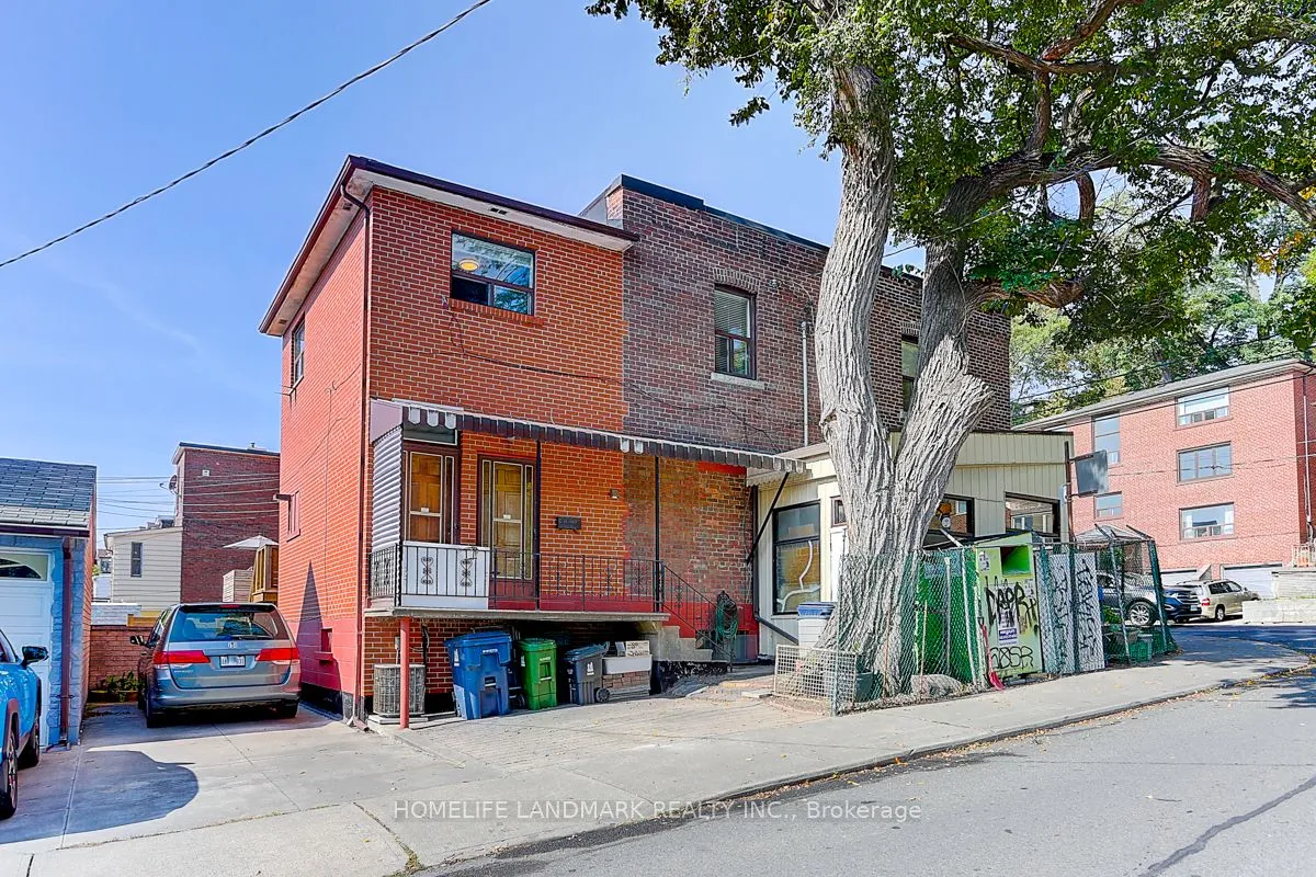 1281 Davenport Road — photo 16