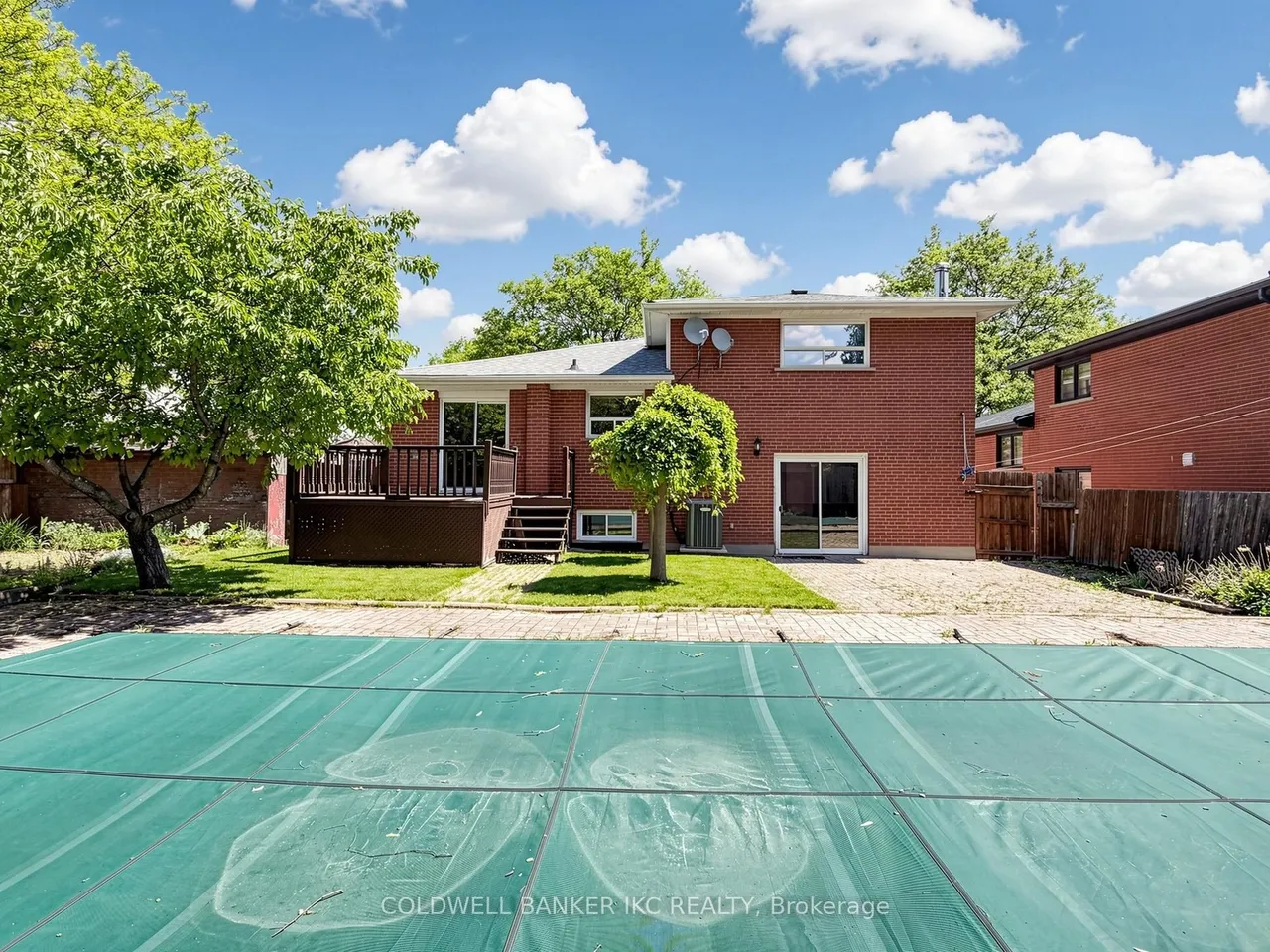 2220 Springfield Court — photo 32