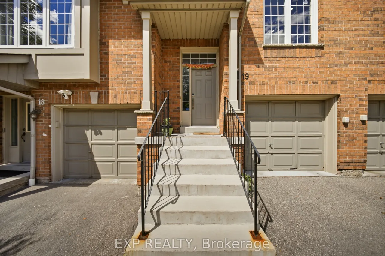 1575 South Parade Court — photo 3