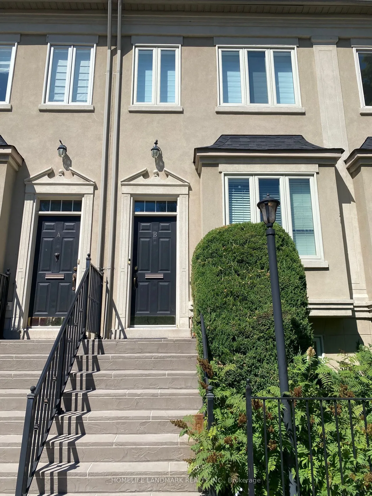 2283 W Lake Shore Boulevard W — photo 2