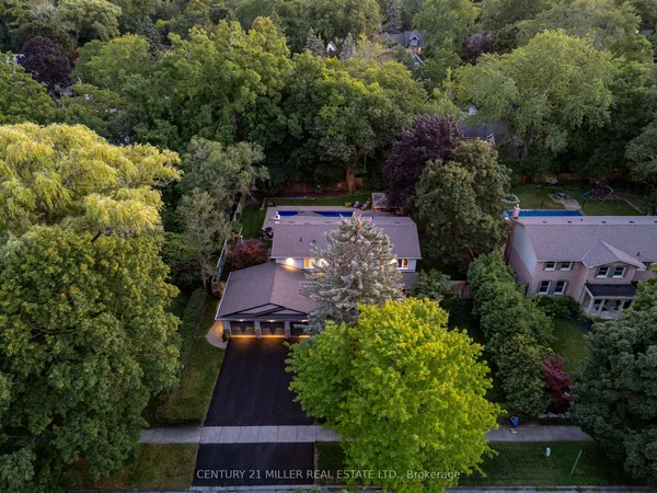 240 Colchester Drive — photo 2
