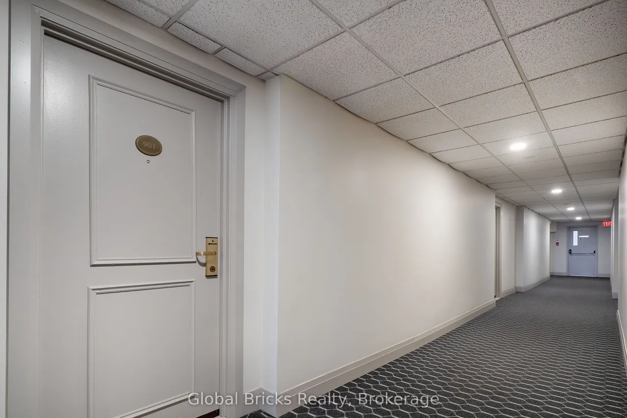 2737 Keele Street, Unit 901 — photo 2