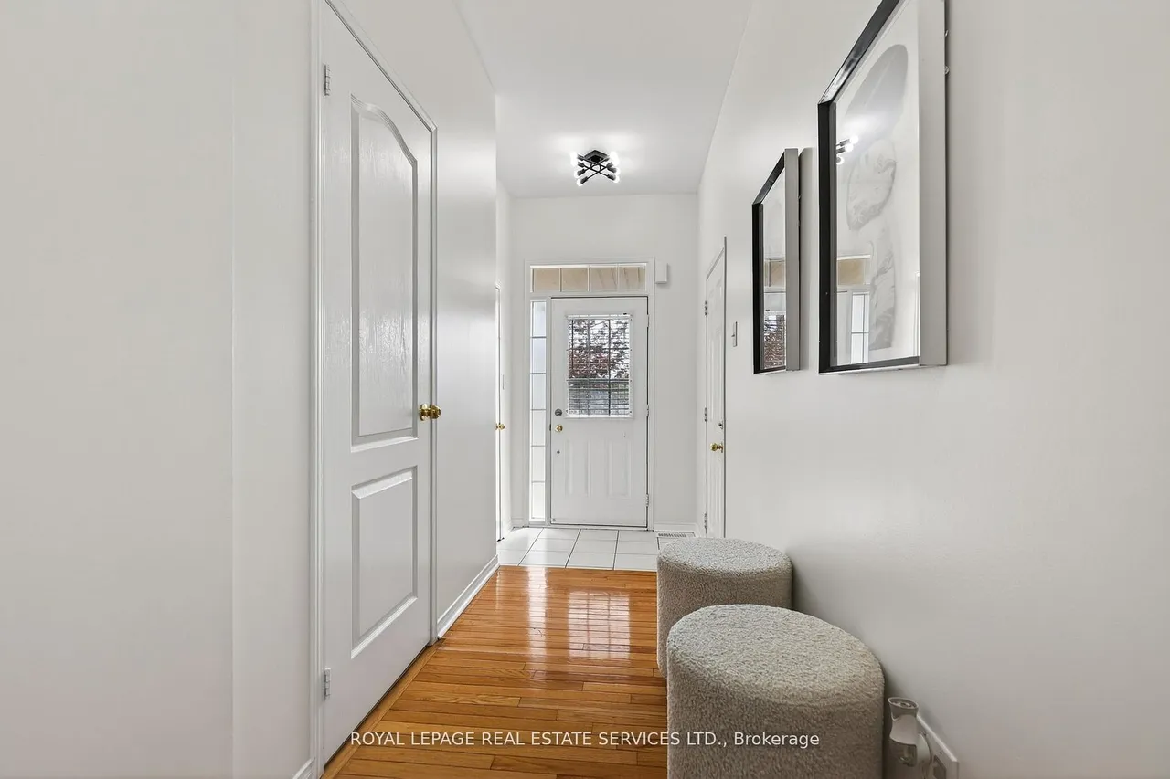 2307 Stone Glen Crescent — photo 2