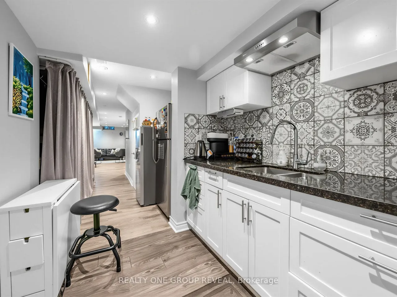 6122 Coxswain Crescent — photo 4