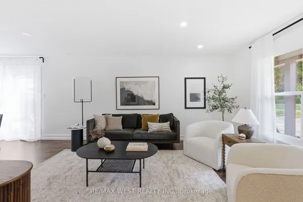6650 Falconer Drive — photo 2