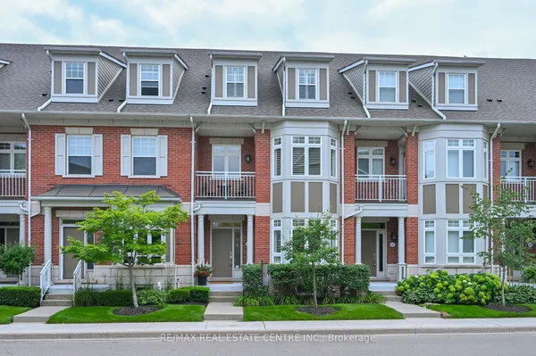 68 Compass Way