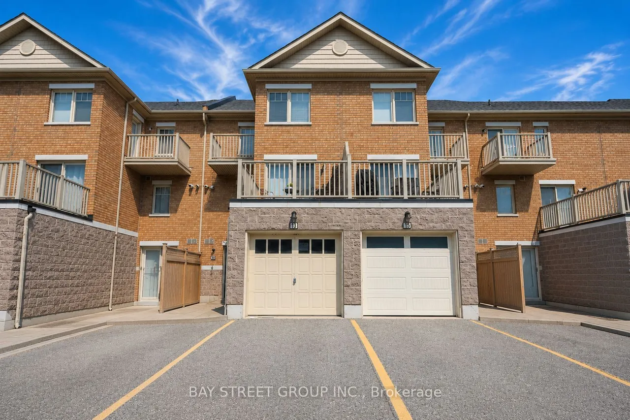 3975 Eglinton Avenue W