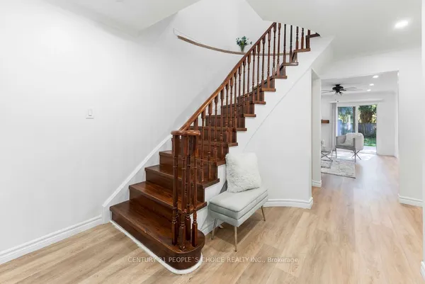 4053 Trapper Crescent — photo 2