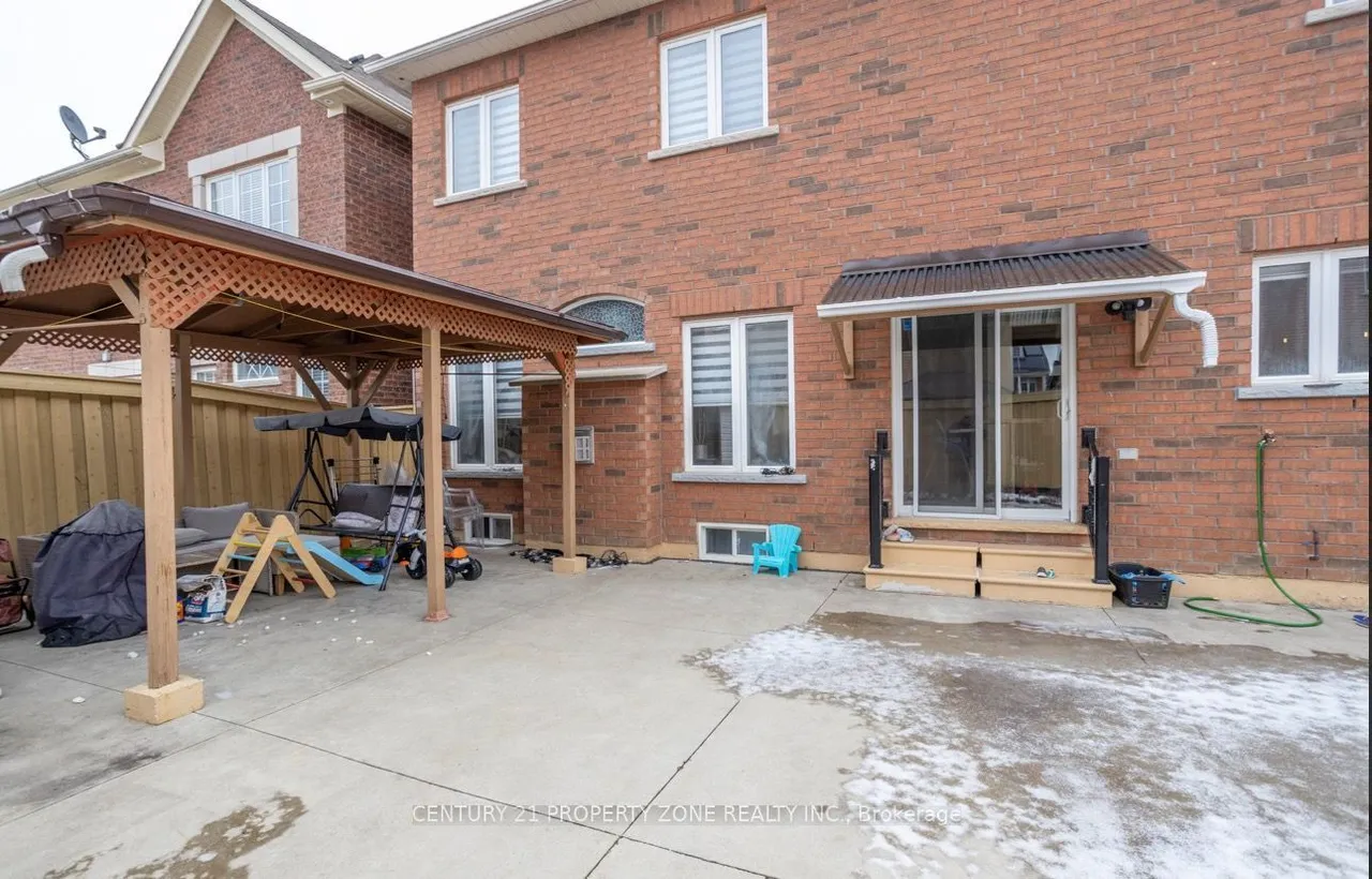 31 Game Creek Crescent — photo 48