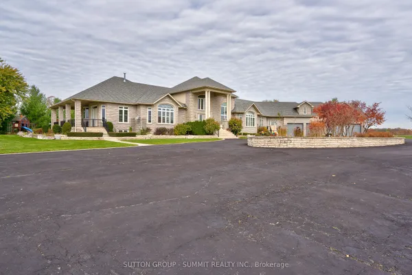 5431 APPLEBY Line — photo 2