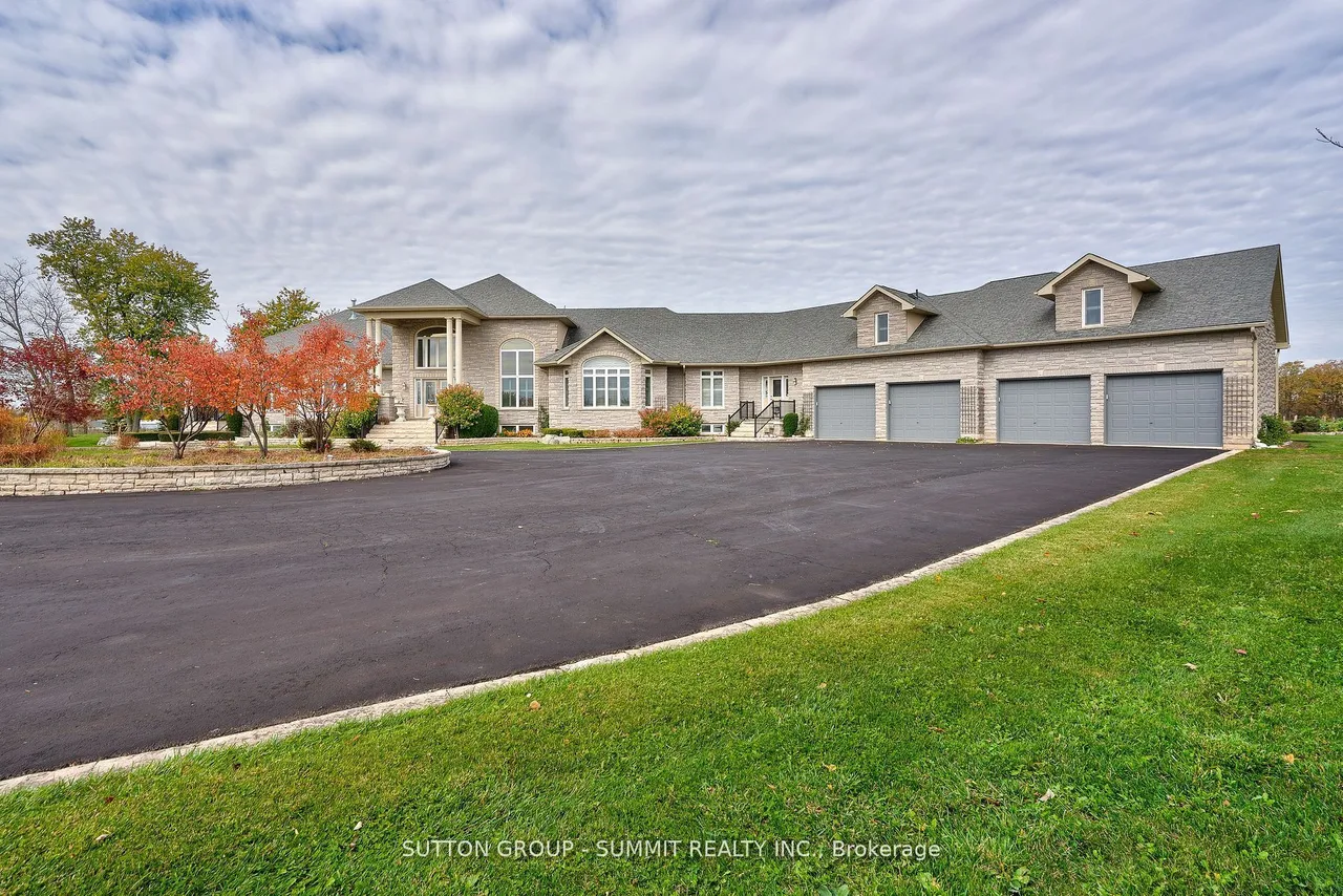 5431 APPLEBY Line — photo 3