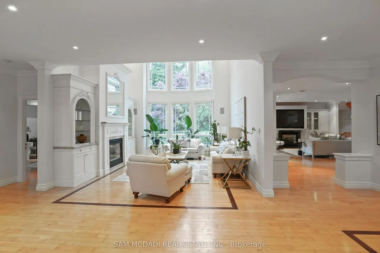 1382 Aldo Drive — photo 3