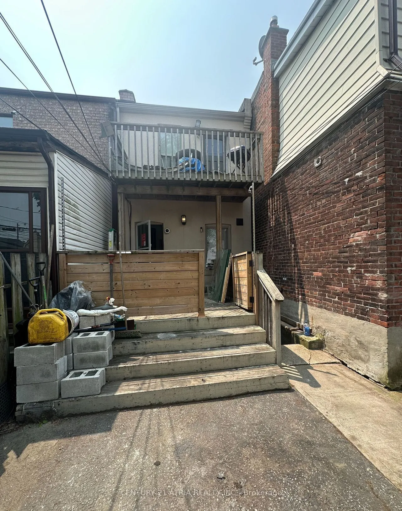 1085 Weston Road — photo 17