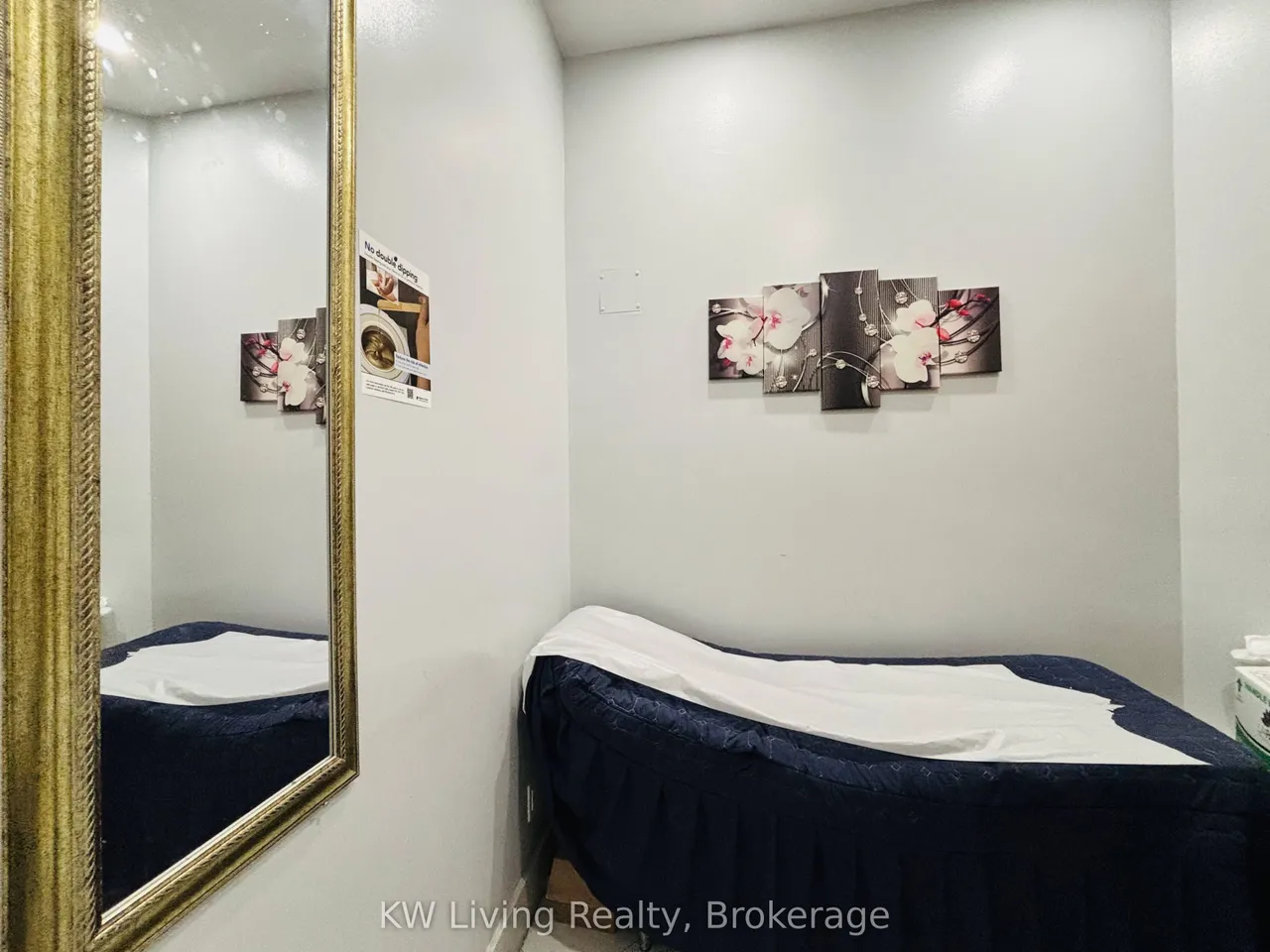 25 Peel Centre Drive — photo 12
