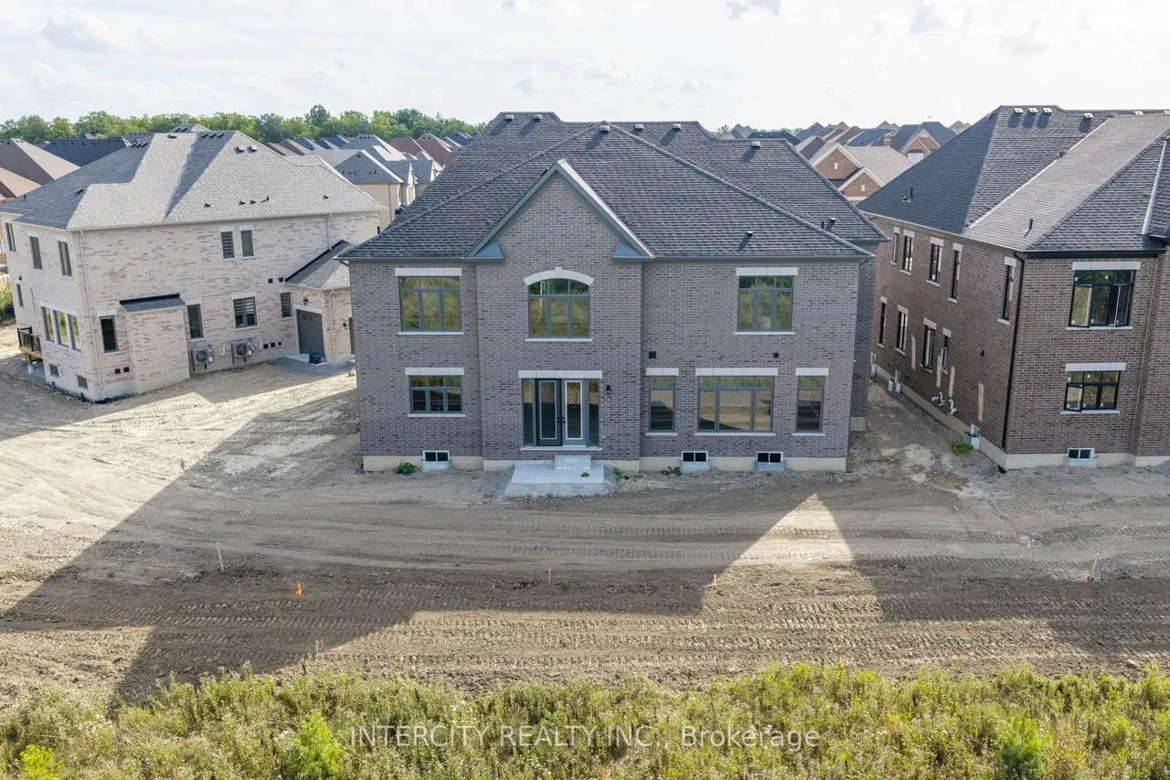 20 Gold Bottom Crescent — photo 49
