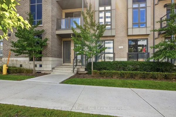 721 Lawrence Avenue W — photo 2